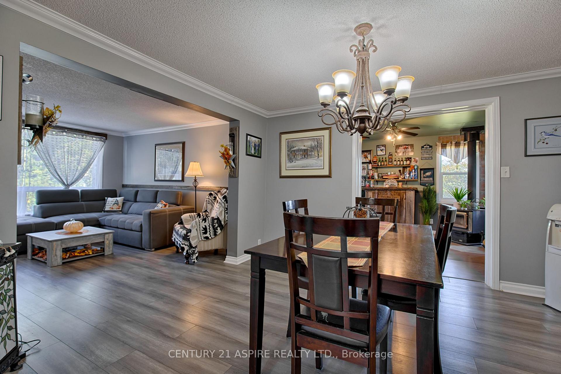 Photo 16 of 1085 Forest Lea Road, Laurentian Valley, Laurentian Valley — HOMEH