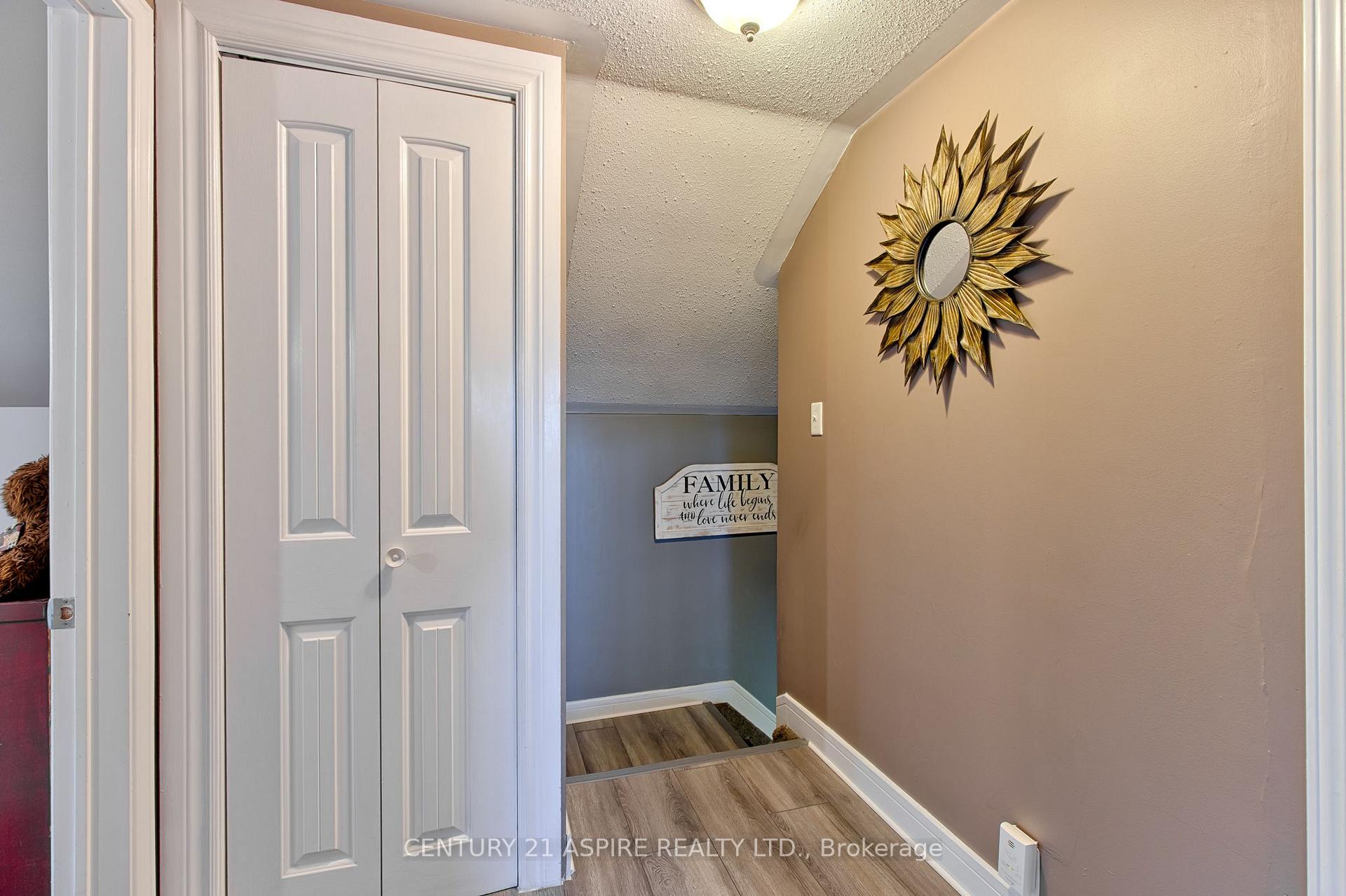 Photo 24 of 1085 Forest Lea Road, Laurentian Valley, Laurentian Valley — HOMEH