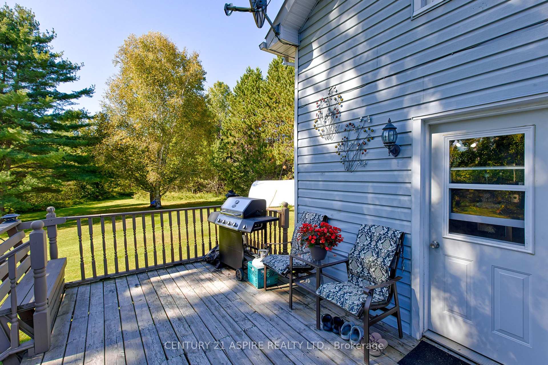 Photo 33 of 1085 Forest Lea Road, Laurentian Valley, Laurentian Valley — HOMEH