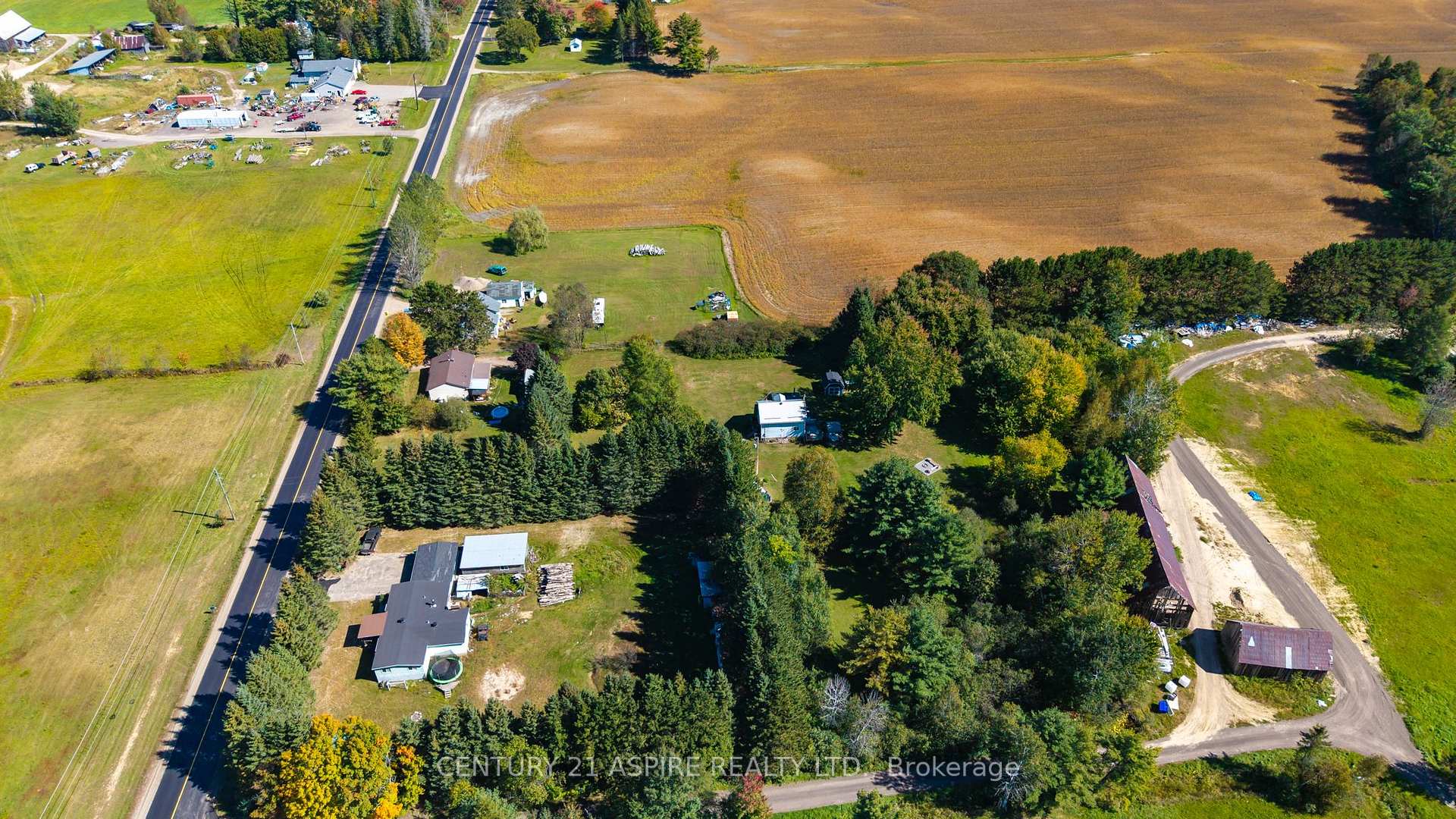 Photo 37 of 1085 Forest Lea Road, Laurentian Valley, Laurentian Valley — HOMEH