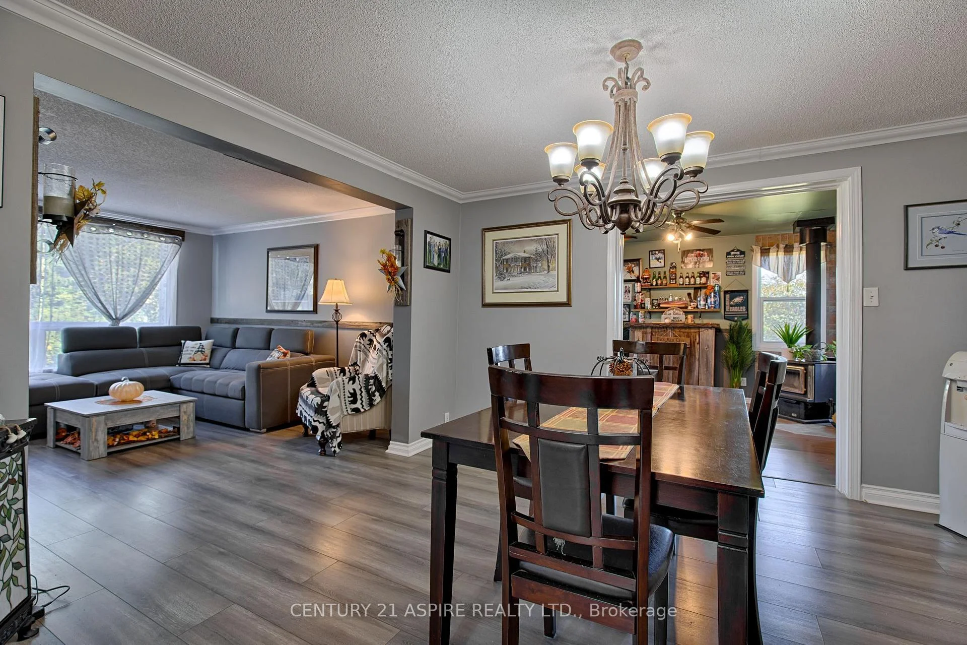 Photo 18 of 1085 Forest Lea Road, Laurentian Valley, Laurentian Valley — HOMEH