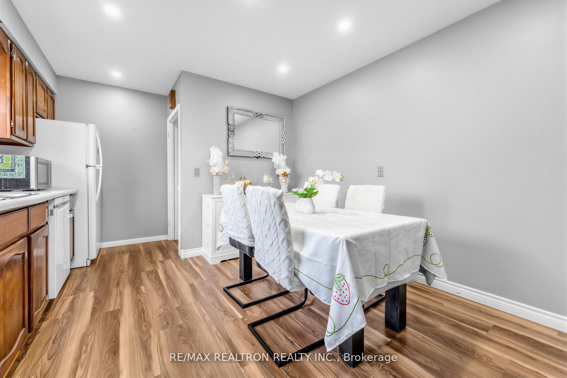 Photo 13 of 42 Charles Street, Brantford, Lion's Park — HOMEH