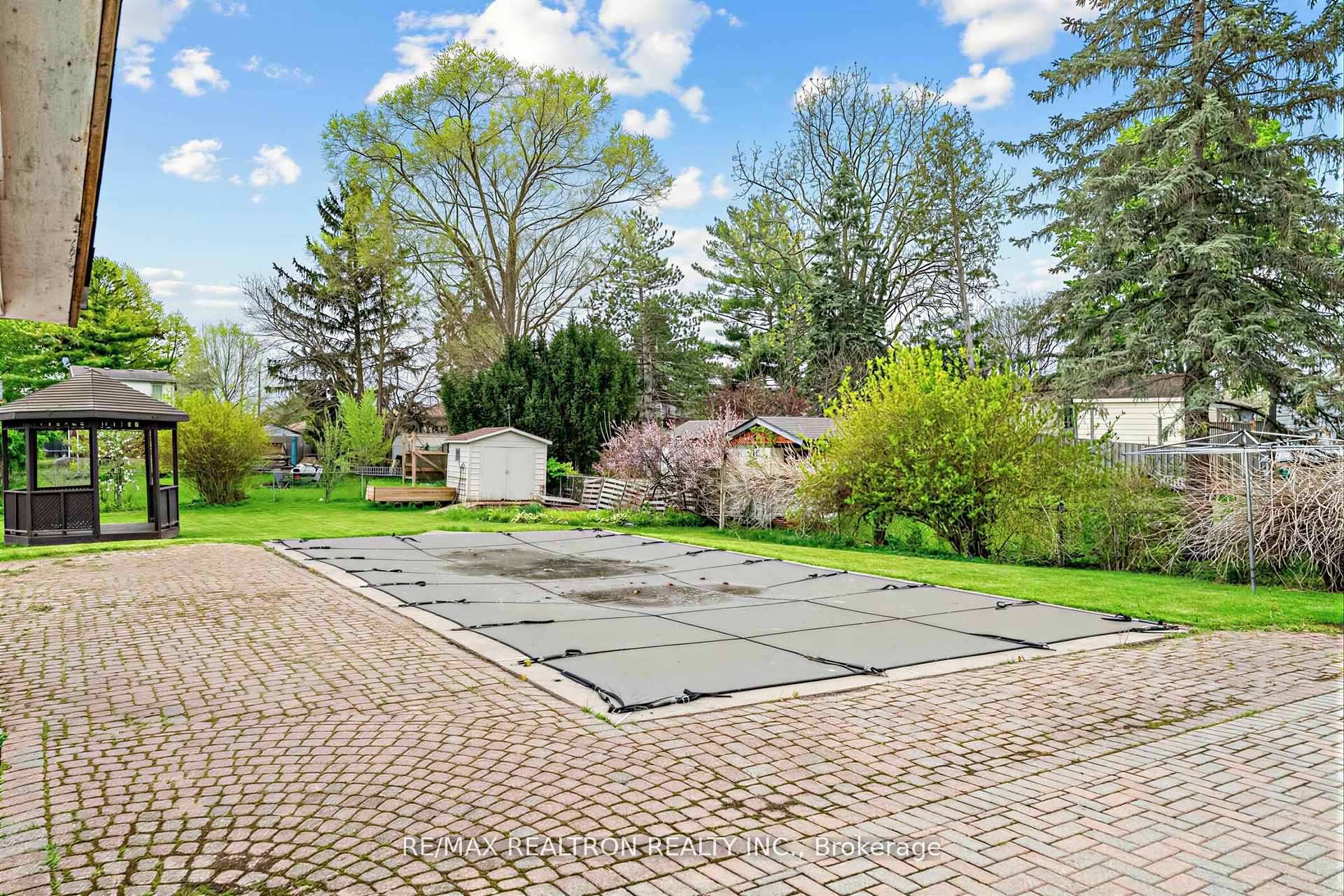 Photo 31 of 42 Charles Street, Brantford, Lion's Park — HOMEH