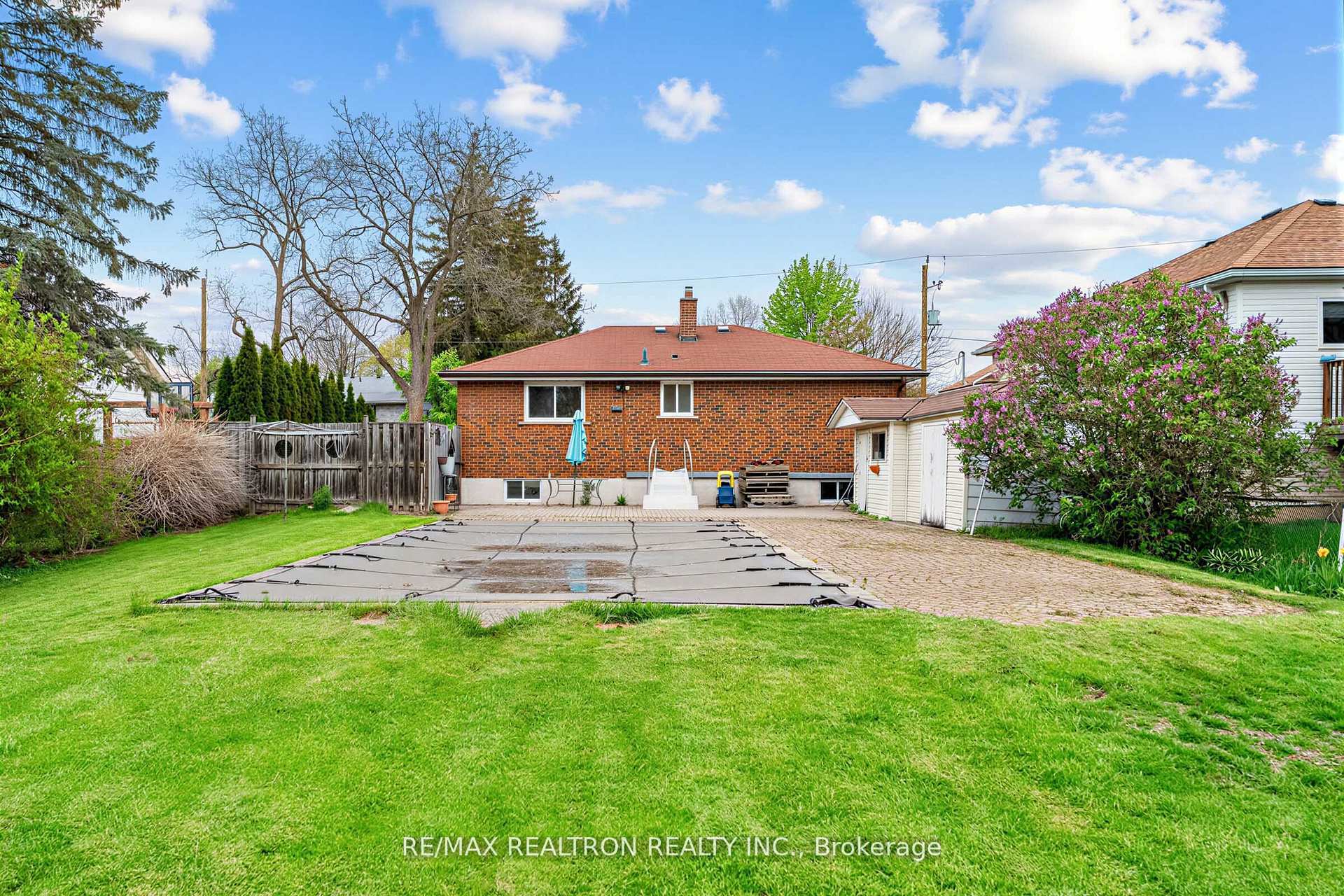 Photo 34 of 42 Charles Street, Brantford, Lion's Park — HOMEH