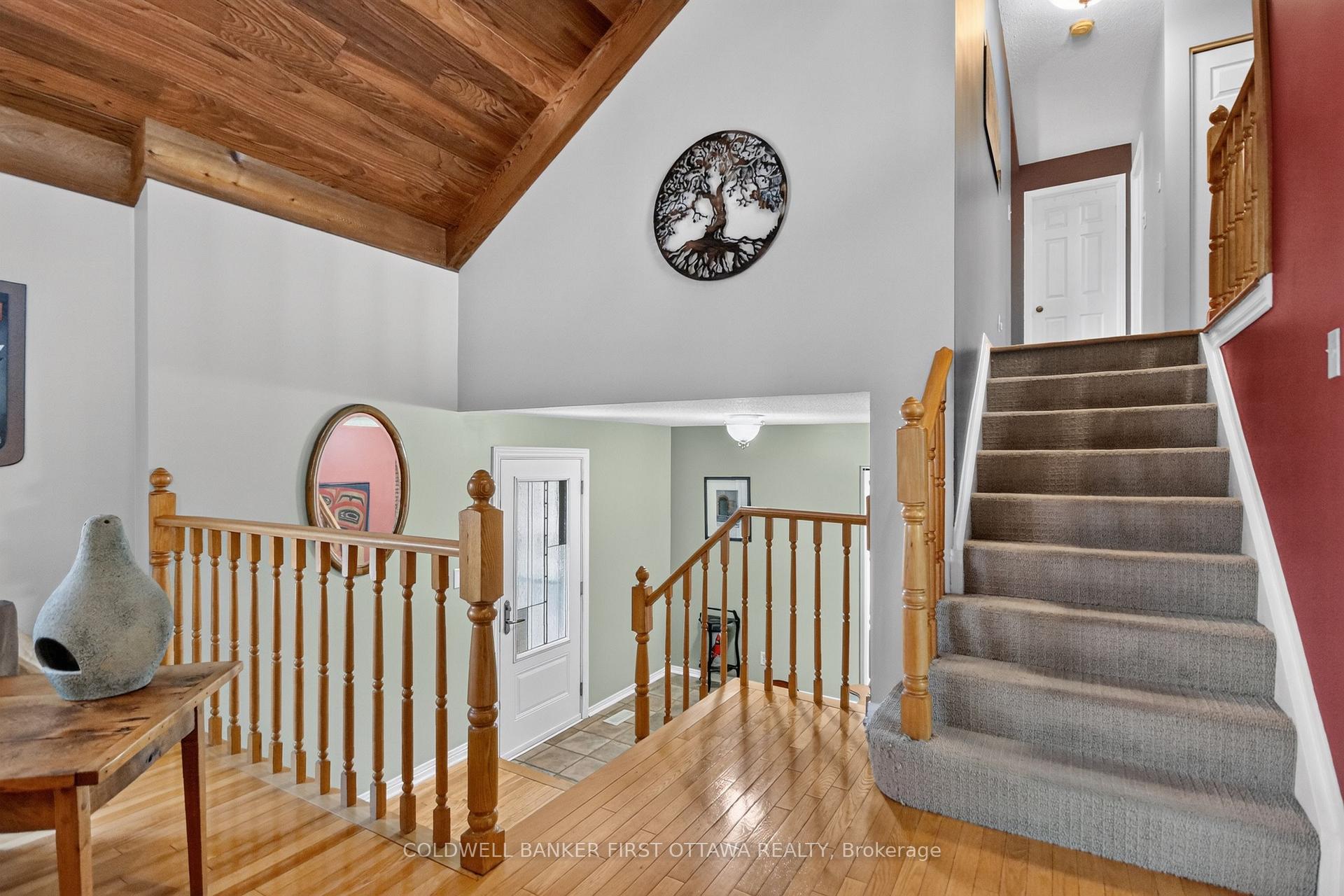 Photo 28 of 9 Foxrun Lane, Ottawa, Hunt Club — HOMEH