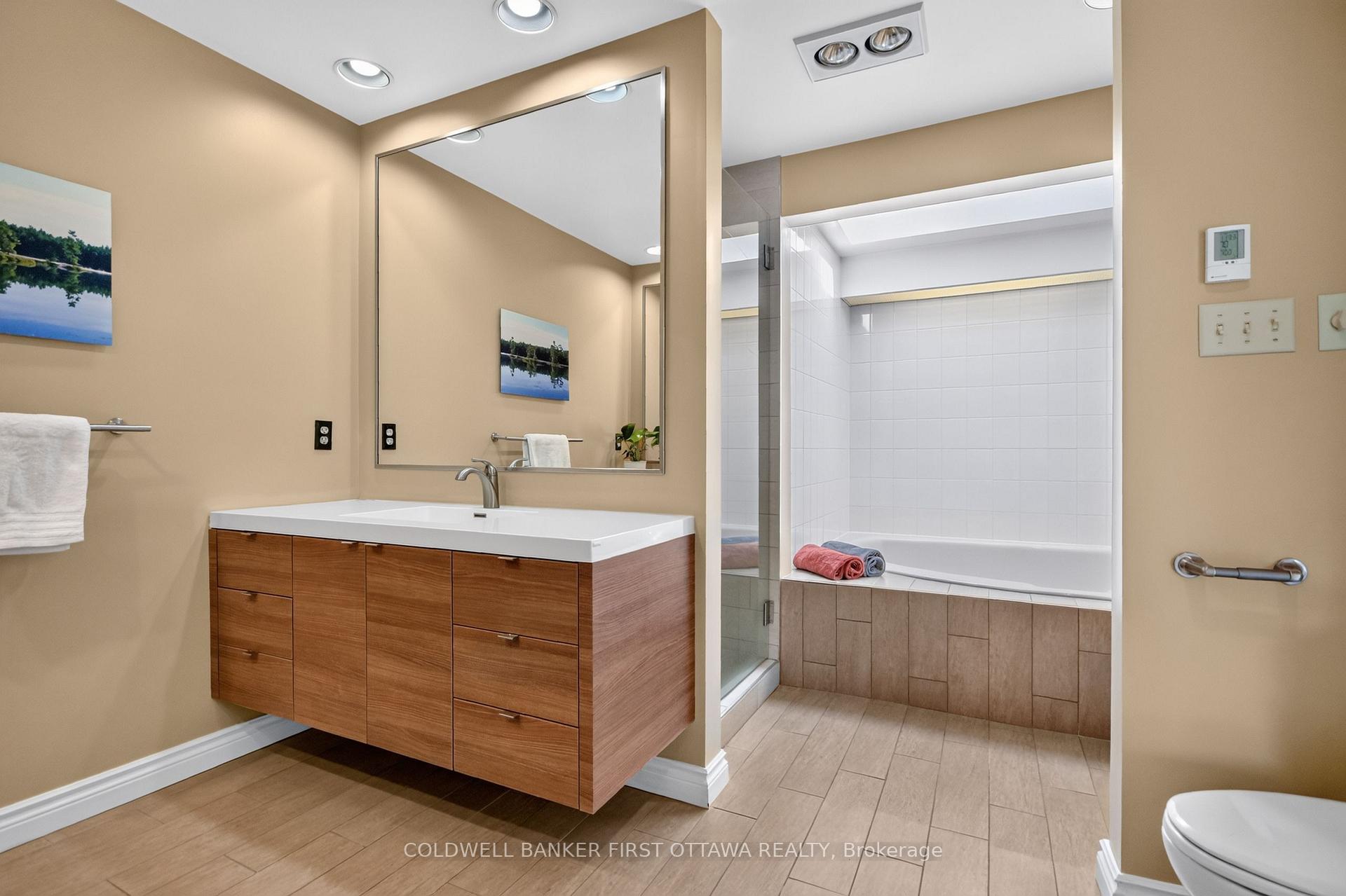 Photo 46 of 9 Foxrun Lane, Ottawa, Hunt Club — HOMEH