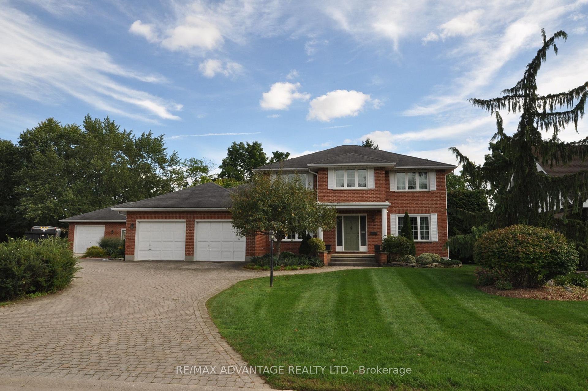 Photo 3 of 4 Croydon Drive, Middlesex Centre, Arva — HOMEH