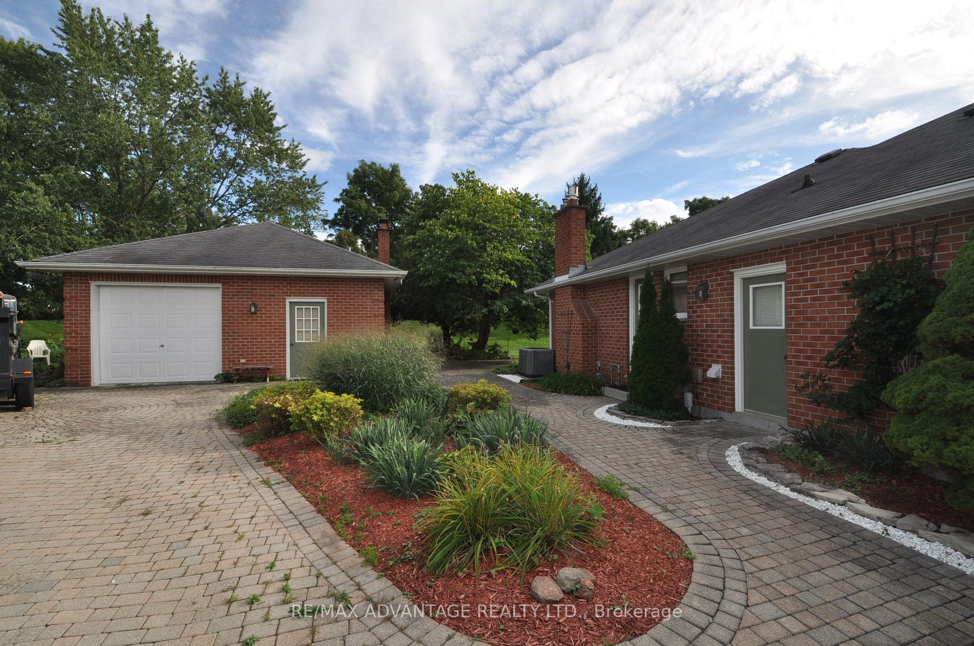 Photo 6 of 4 Croydon Drive, Middlesex Centre, Arva — HOMEH