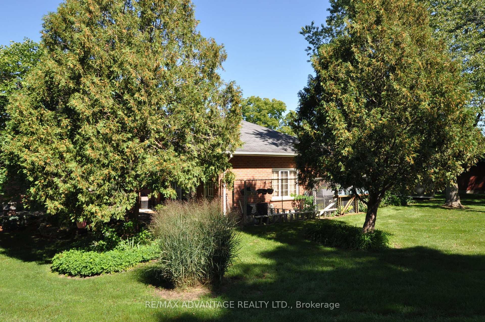 Photo 22 of 4 Croydon Drive, Middlesex Centre, Arva — HOMEH