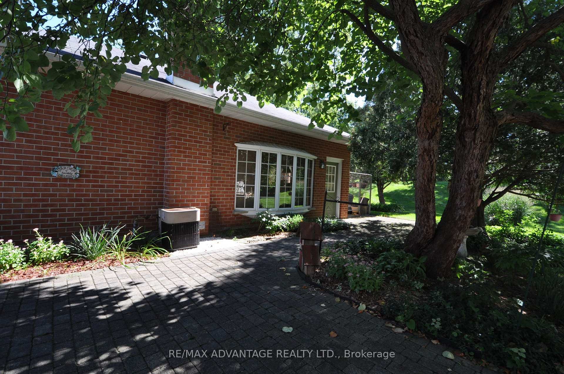 Photo 30 of 4 Croydon Drive, Middlesex Centre, Arva — HOMEH