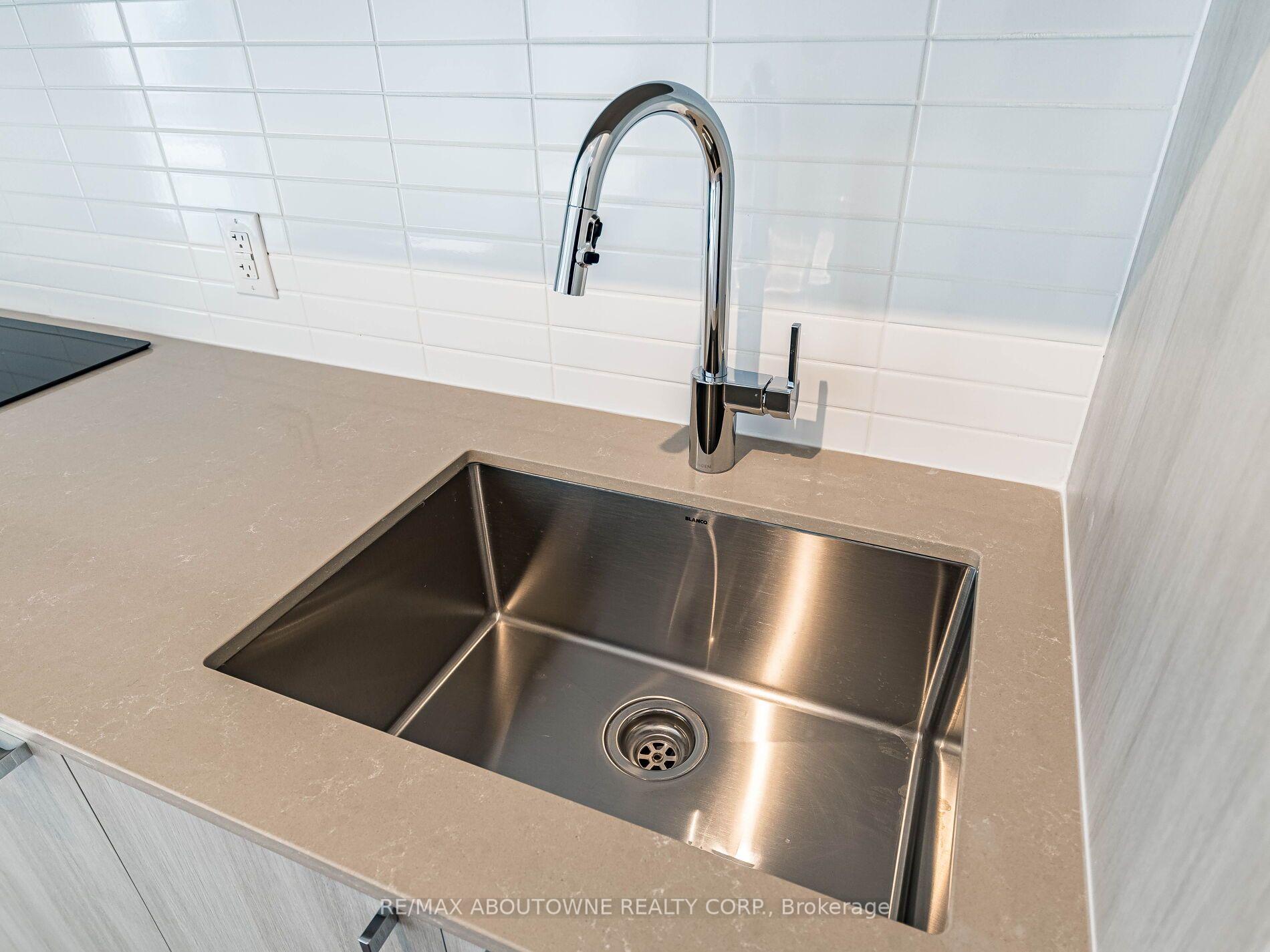 Photo 17 of Unit 308, 3250 Carding Mill Trail, Oakville, Glenorchy — HOMEH