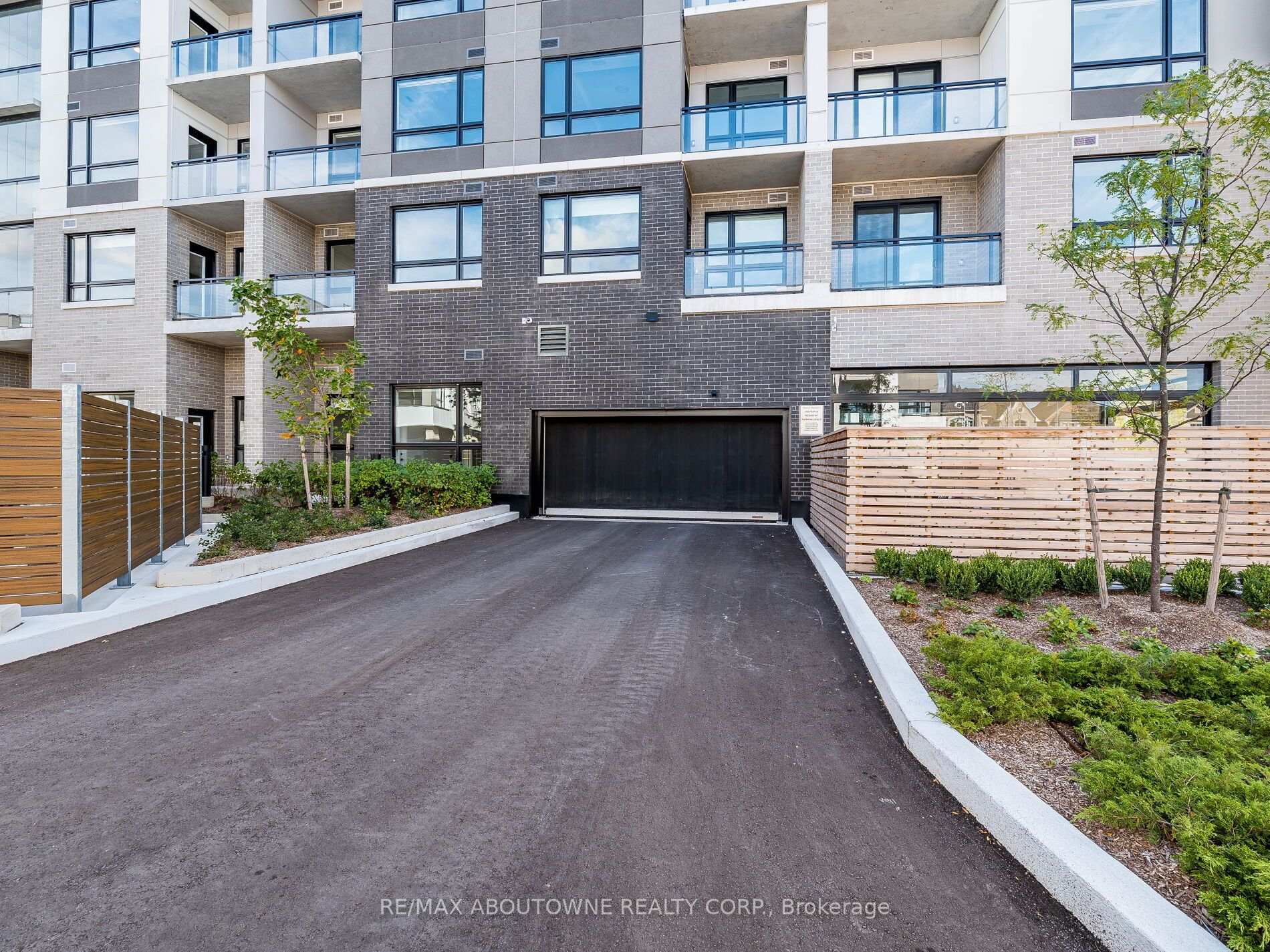 Photo 44 of Unit 308, 3250 Carding Mill Trail, Oakville, Glenorchy — HOMEH