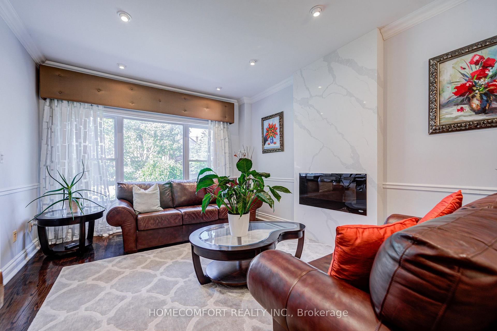 Photo 3 of 319 Rumsey Road, Toronto, Leaside — HOMEH