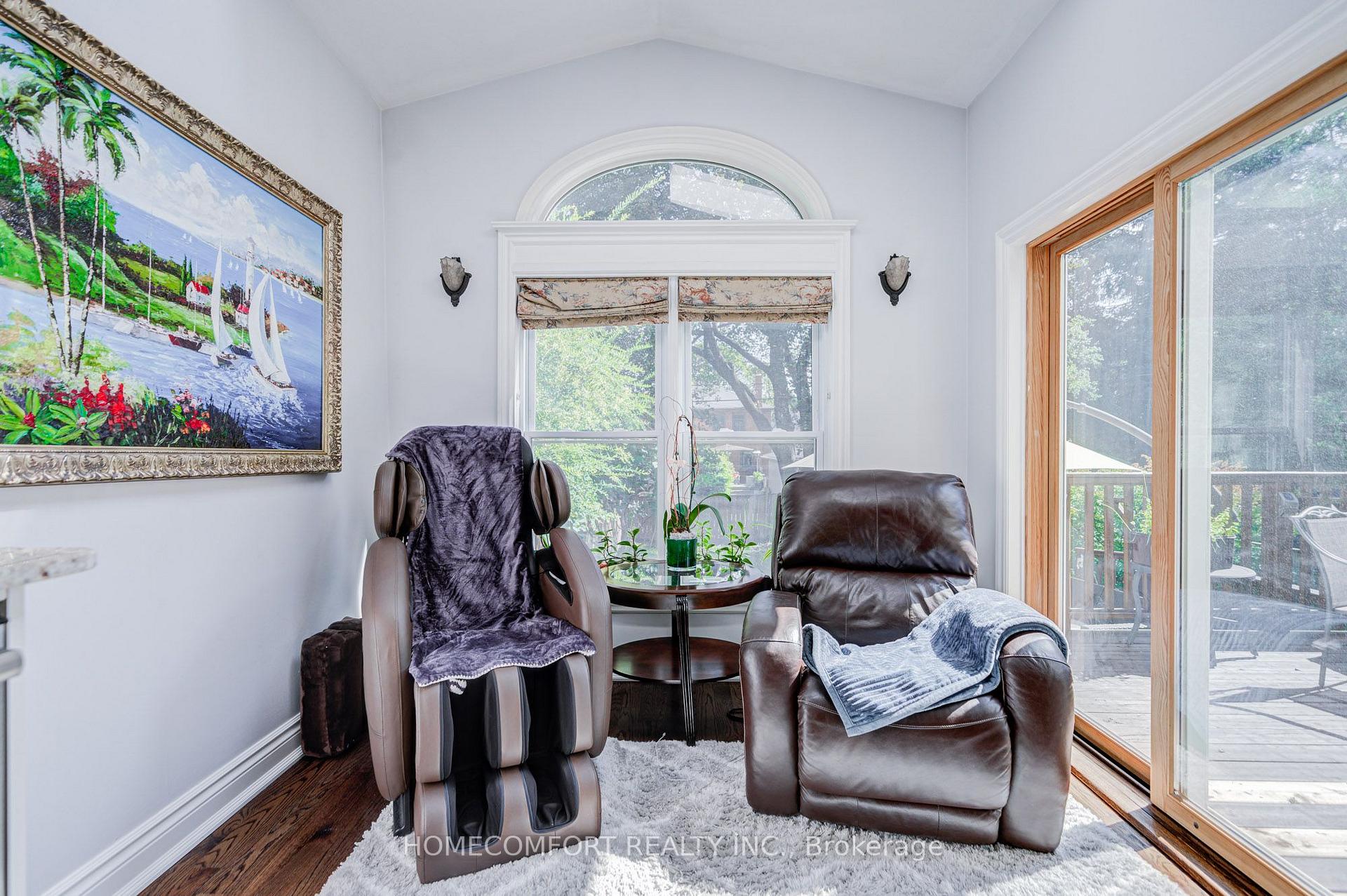 Photo 17 of 319 Rumsey Road, Toronto, Leaside — HOMEH