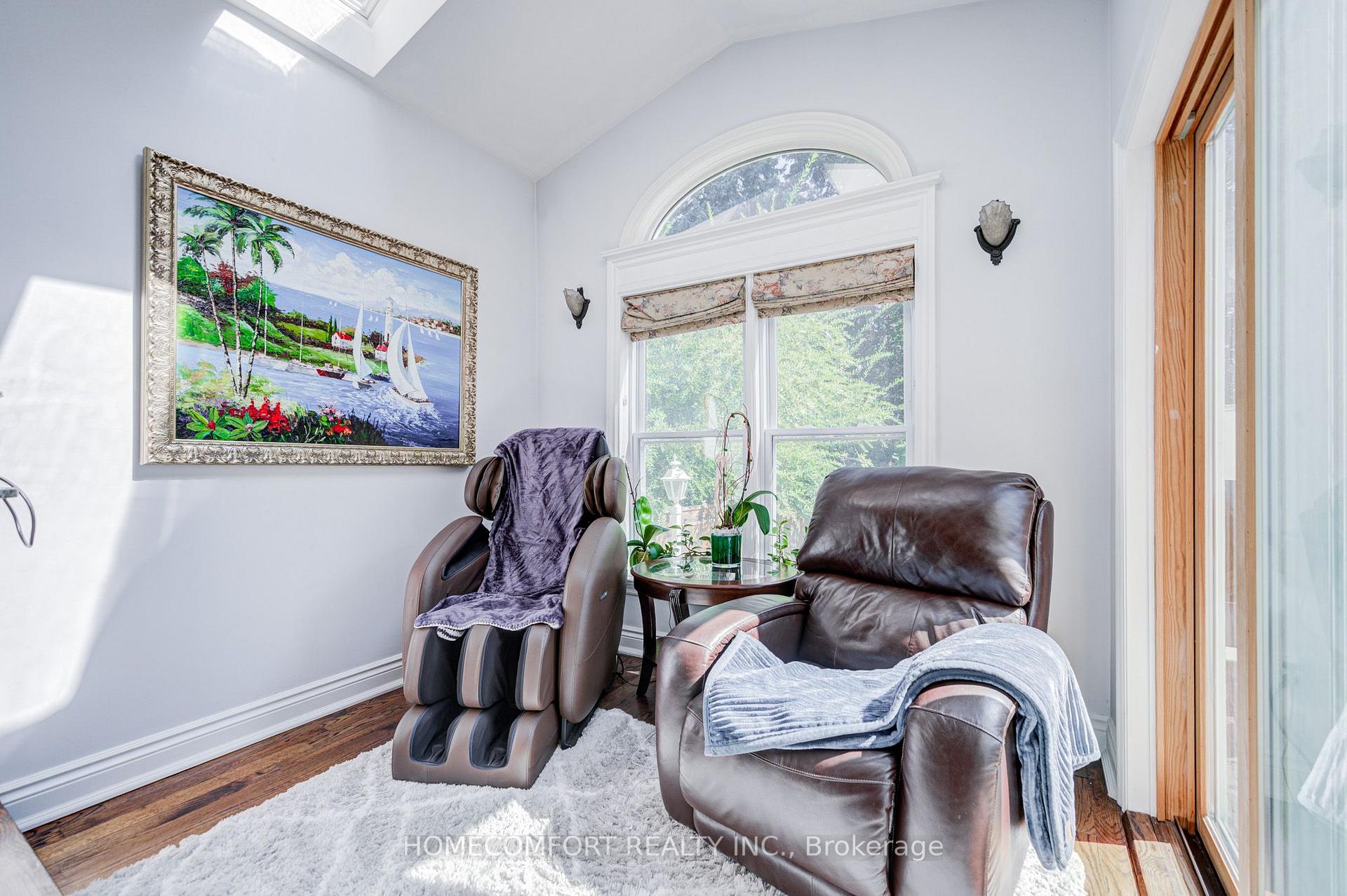 Photo 18 of 319 Rumsey Road, Toronto, Leaside — HOMEH