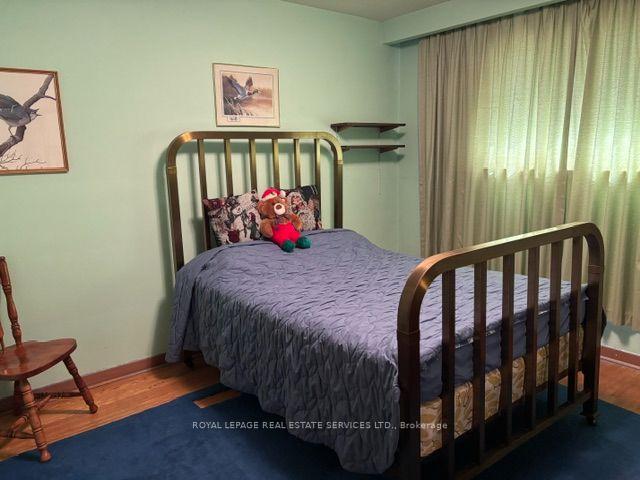 Photo 17 of 305 La Rose Avenue, Etobicoke, Willowridge-Martingrove-Richview — HOMEH