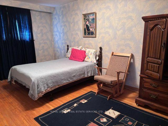 Photo 13 of 305 La Rose Avenue, Etobicoke, Willowridge-Martingrove-Richview — HOMEH