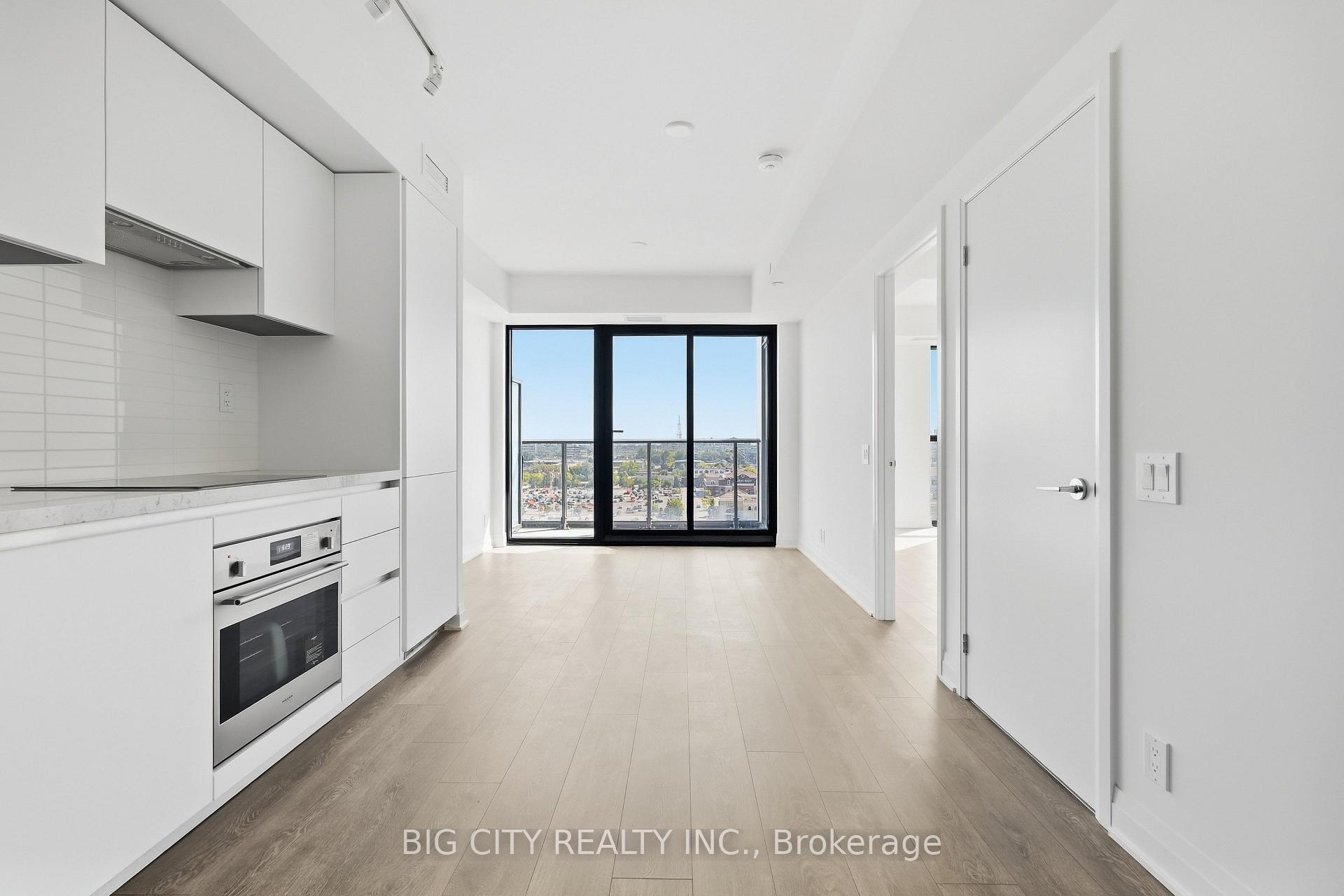 Photo 8 of Unit 1101, 25 Frederick Todd Way, Toronto, Thorncliffe Park — HOMEH
