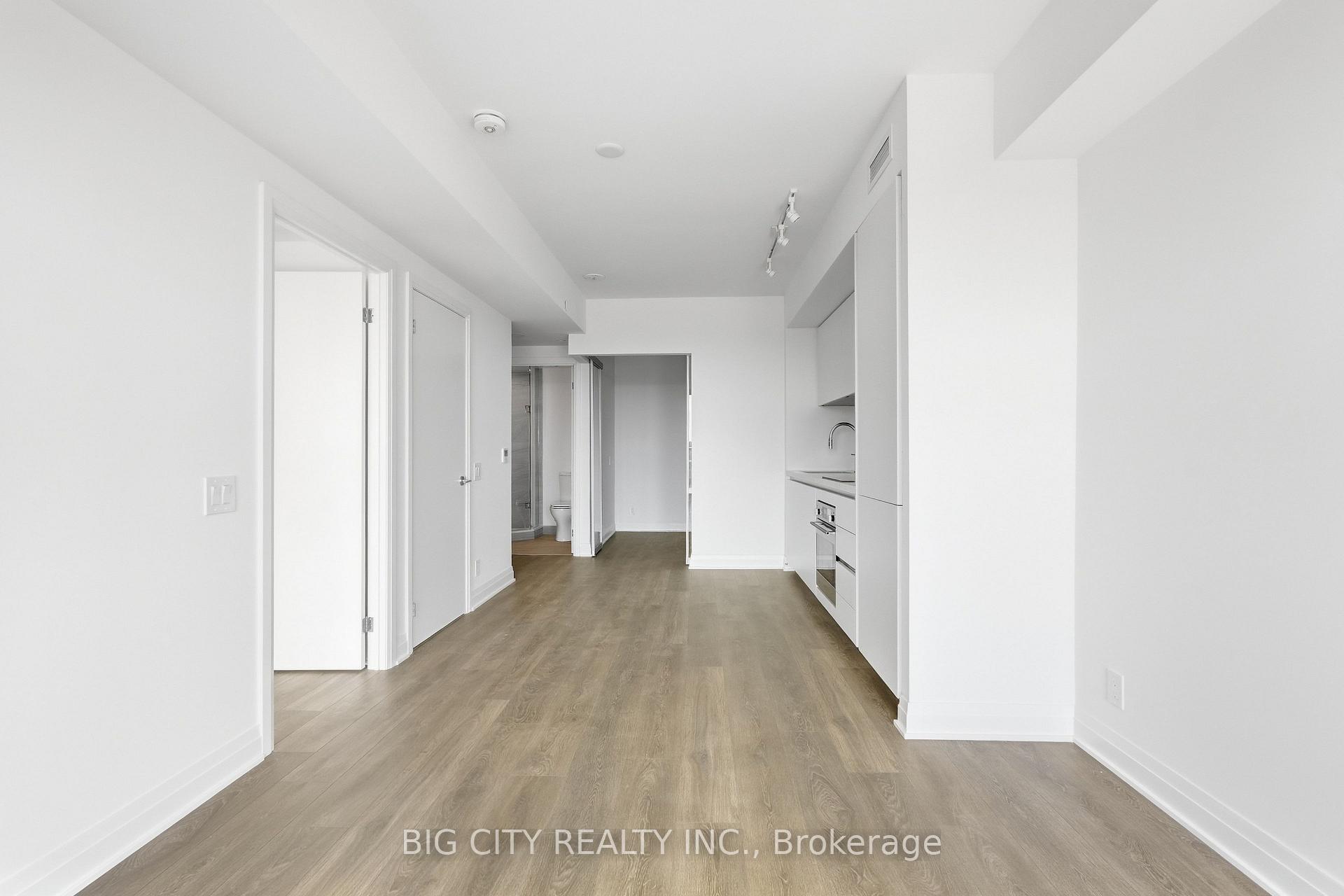 Photo 12 of Unit 1101, 25 Frederick Todd Way, Toronto, Thorncliffe Park — HOMEH