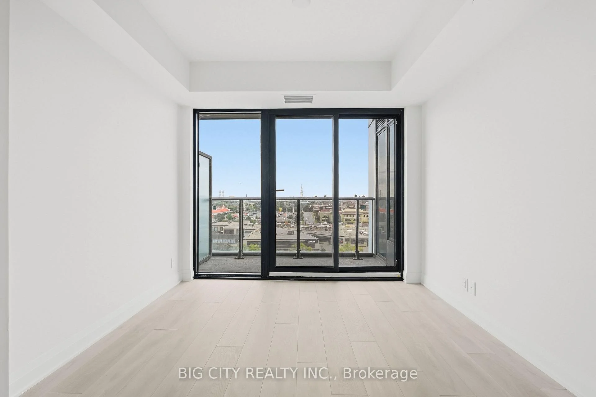 Photo 7 of Unit 1101, 25 Frederick Todd Way, Toronto, Thorncliffe Park — HOMEH
