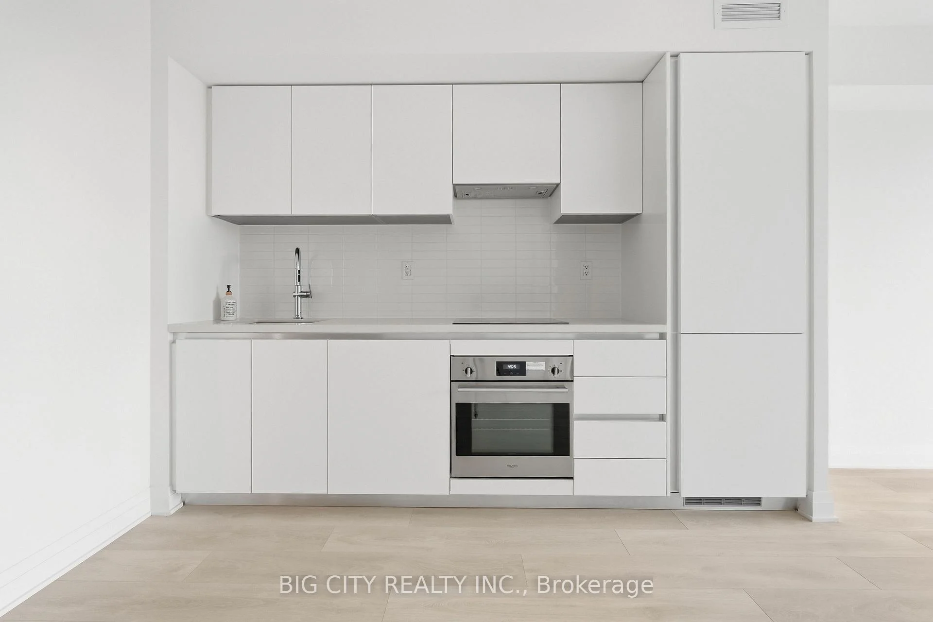 Photo 16 of Unit 1101, 25 Frederick Todd Way, Toronto, Thorncliffe Park — HOMEH