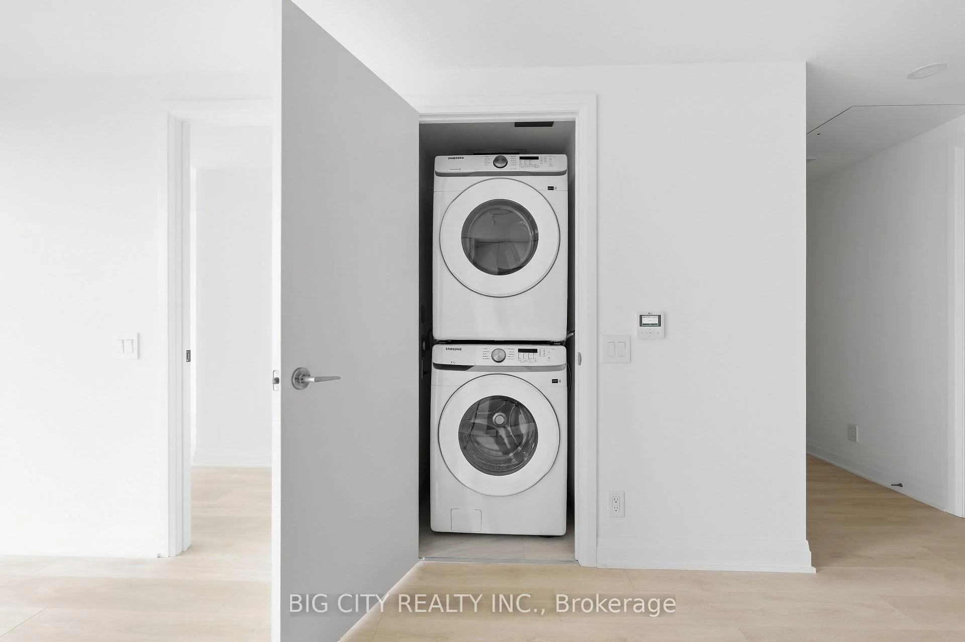 Photo 23 of Unit 1101, 25 Frederick Todd Way, Toronto, Thorncliffe Park — HOMEH