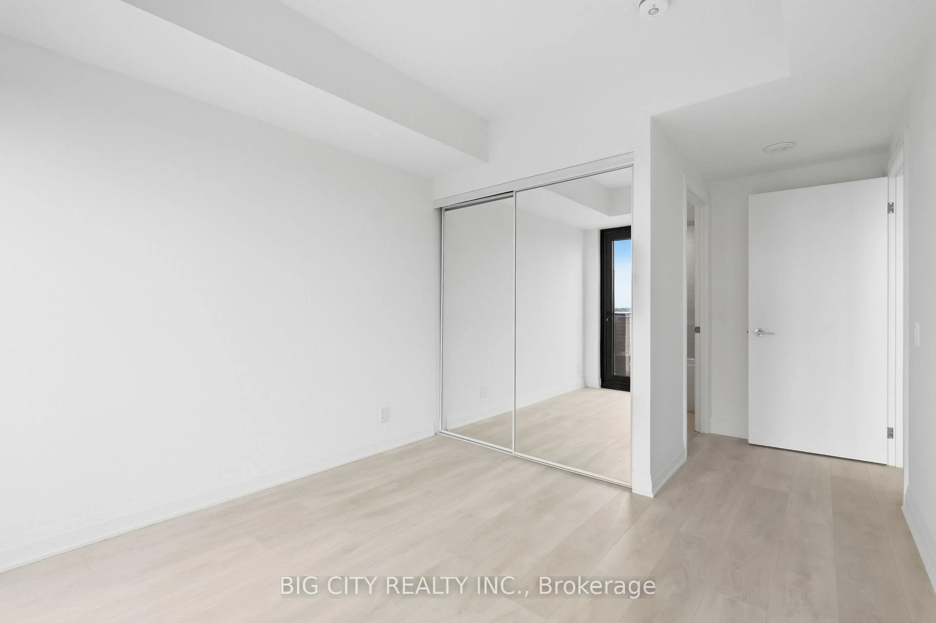 Photo 28 of Unit 1101, 25 Frederick Todd Way, Toronto, Thorncliffe Park — HOMEH