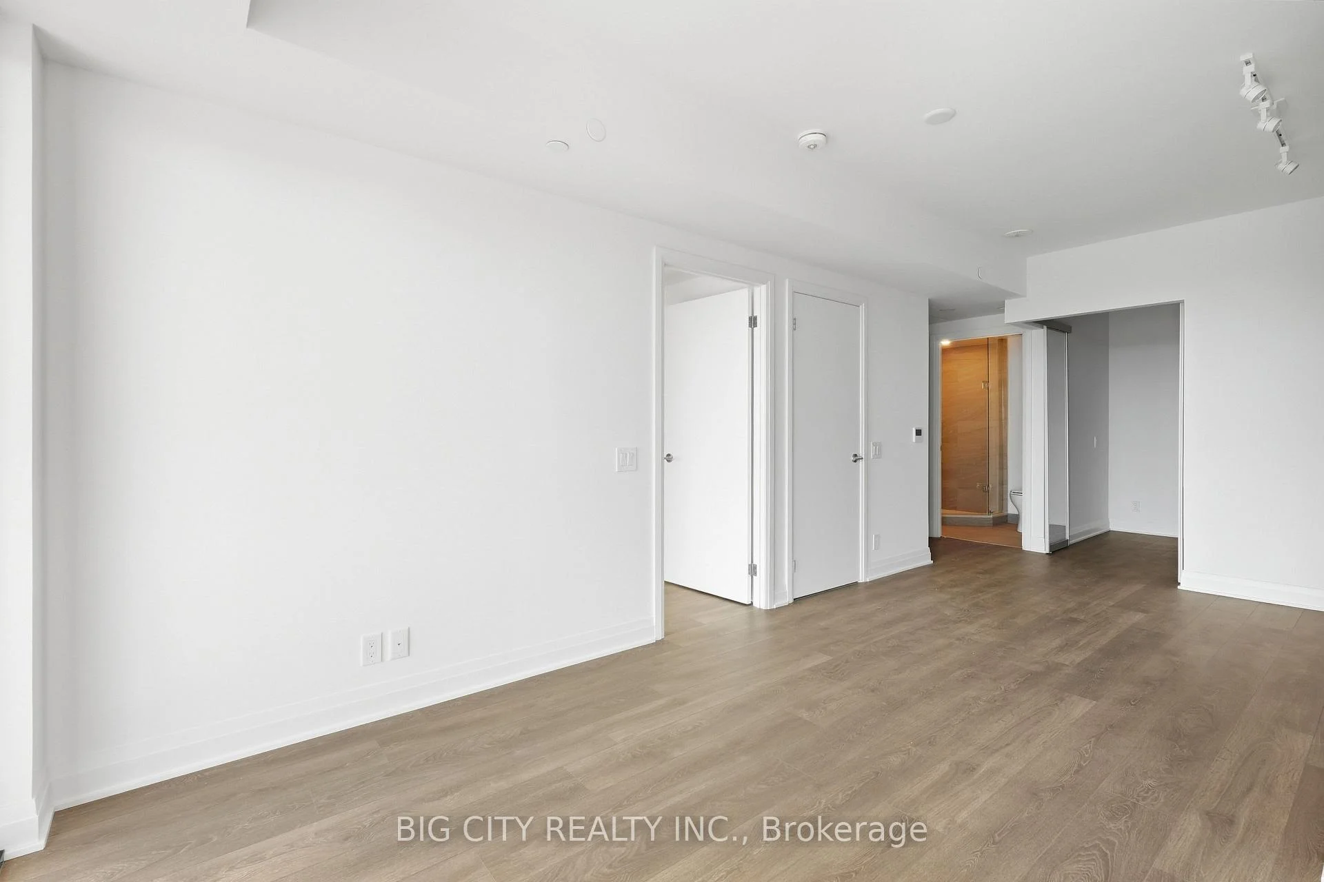Photo 34 of Unit 1101, 25 Frederick Todd Way, Toronto, Thorncliffe Park — HOMEH