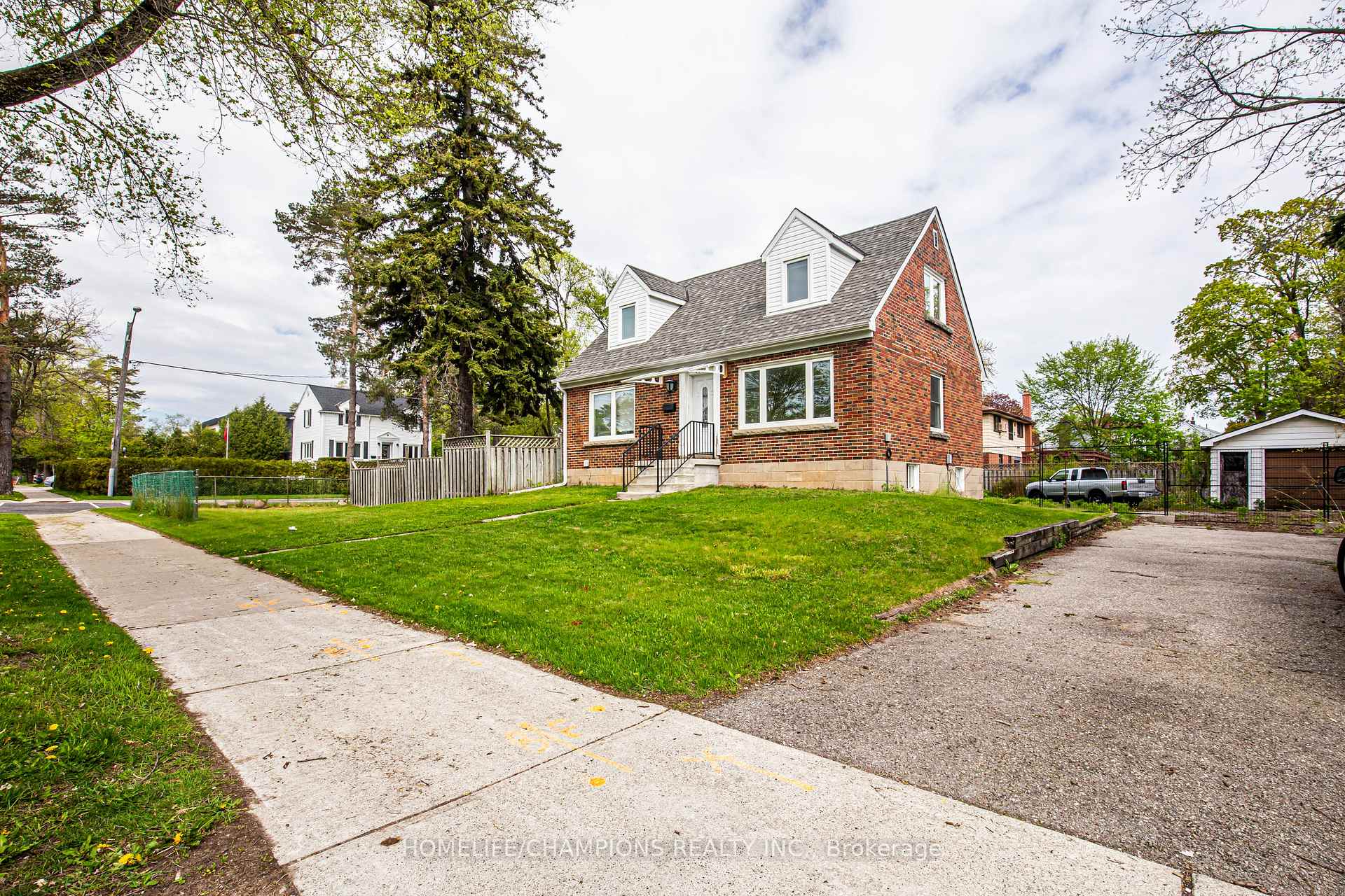 Photo 1 of 4300 Lawrence Avenue E, Scarborough, West Hill — HOMEH
