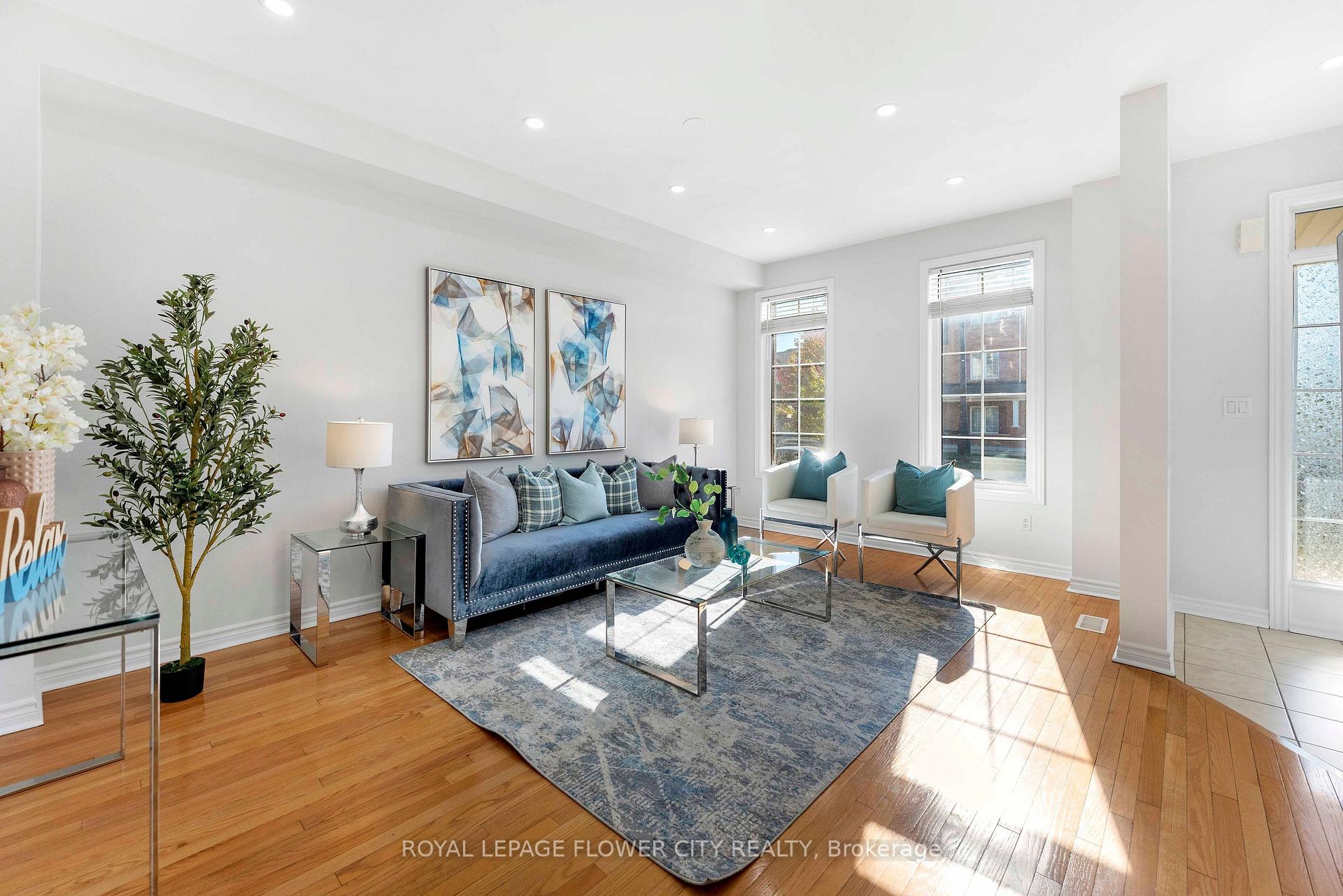 Photo 10 of 2761 William Jackson Drive, Pickering, Duffin Heights — HOMEH