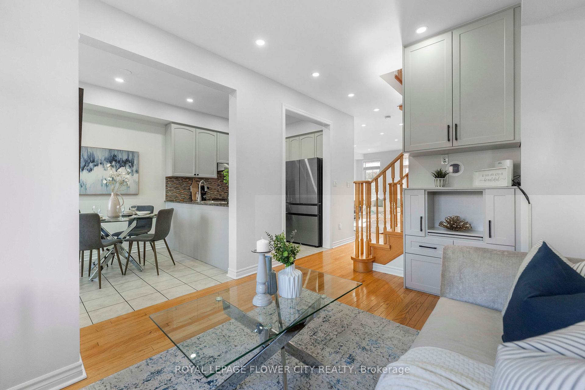 Photo 13 of 2761 William Jackson Drive, Pickering, Duffin Heights — HOMEH