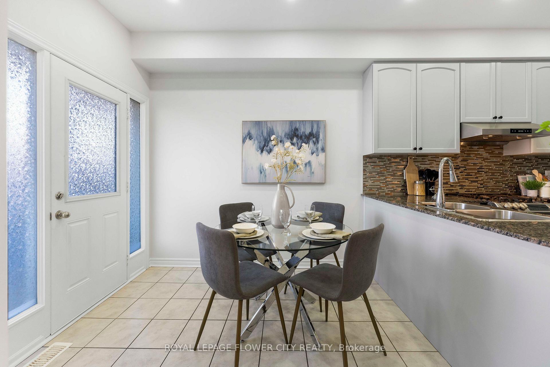 Photo 14 of 2761 William Jackson Drive, Pickering, Duffin Heights — HOMEH