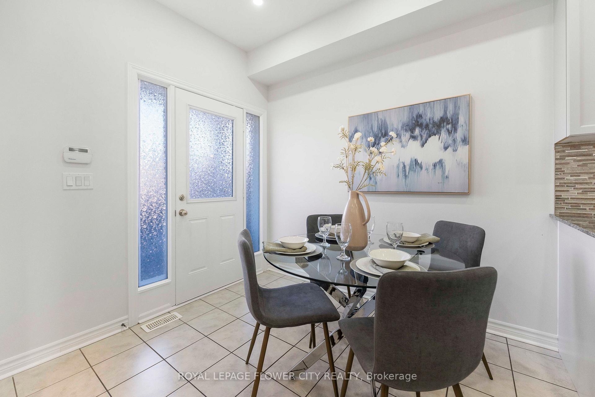Photo 15 of 2761 William Jackson Drive, Pickering, Duffin Heights — HOMEH