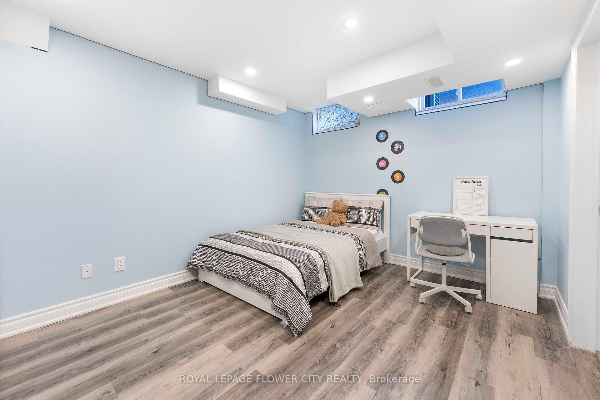 Photo 38 of 2761 William Jackson Drive, Pickering, Duffin Heights — HOMEH