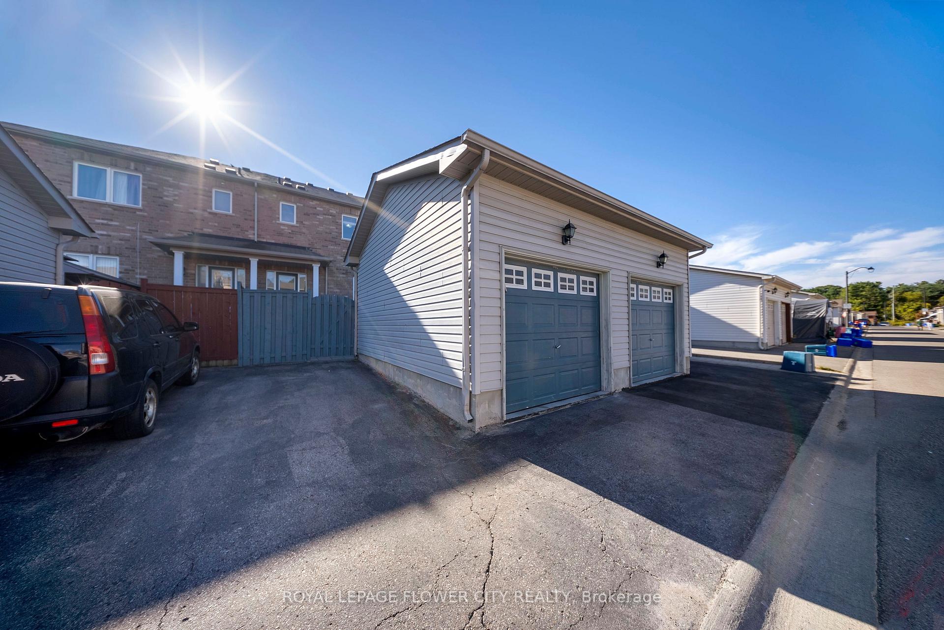 Photo 43 of 2761 William Jackson Drive, Pickering, Duffin Heights — HOMEH