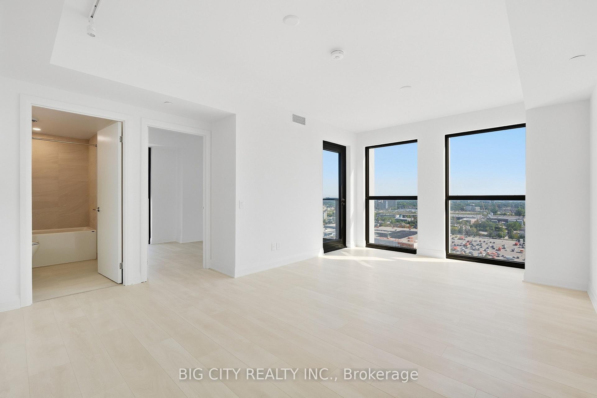 Photo 10 of Unit 1810, 25 Frederick Todd Way, Toronto, Thorncliffe Park — HOMEH