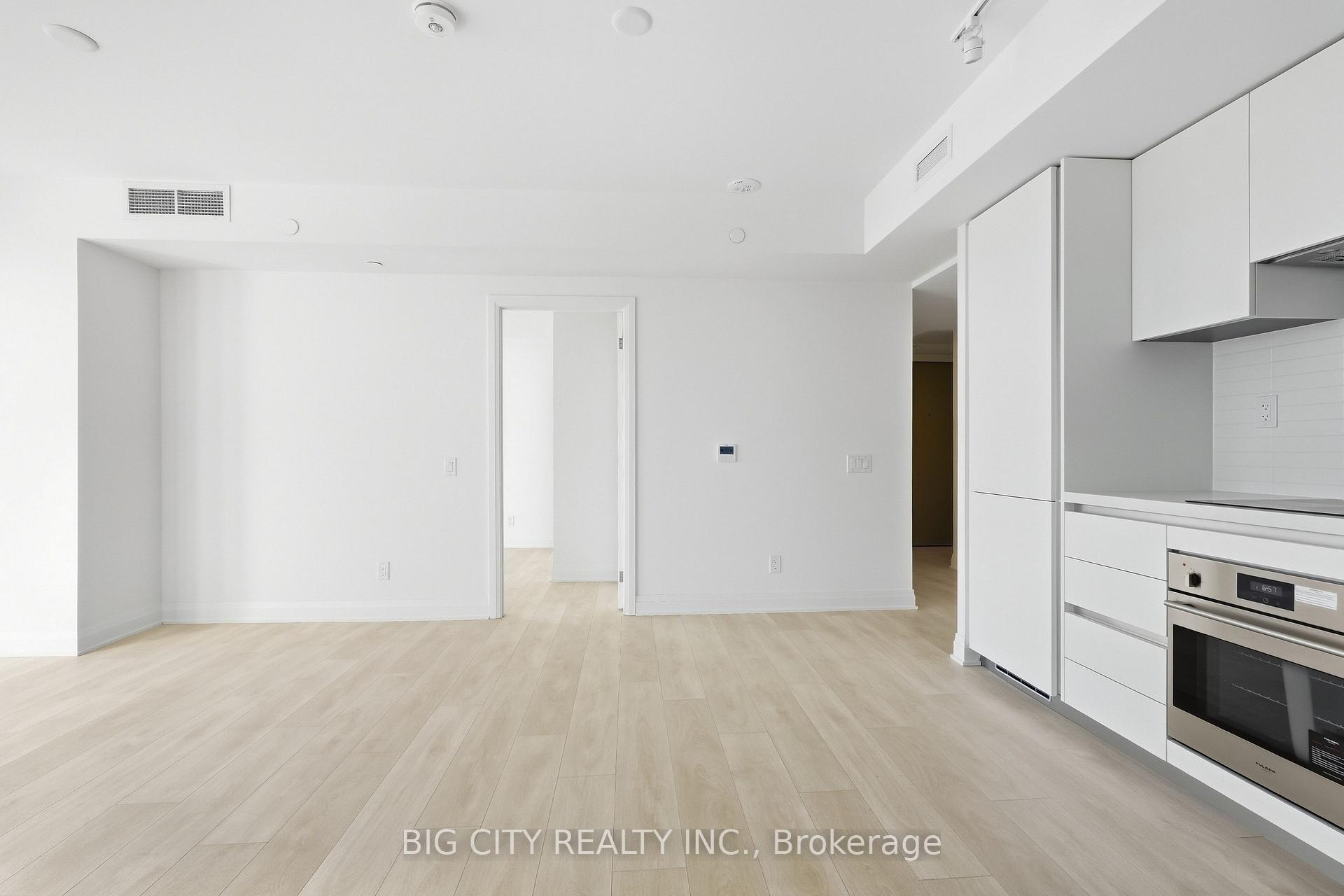 Photo 16 of Unit 1810, 25 Frederick Todd Way, Toronto, Thorncliffe Park — HOMEH