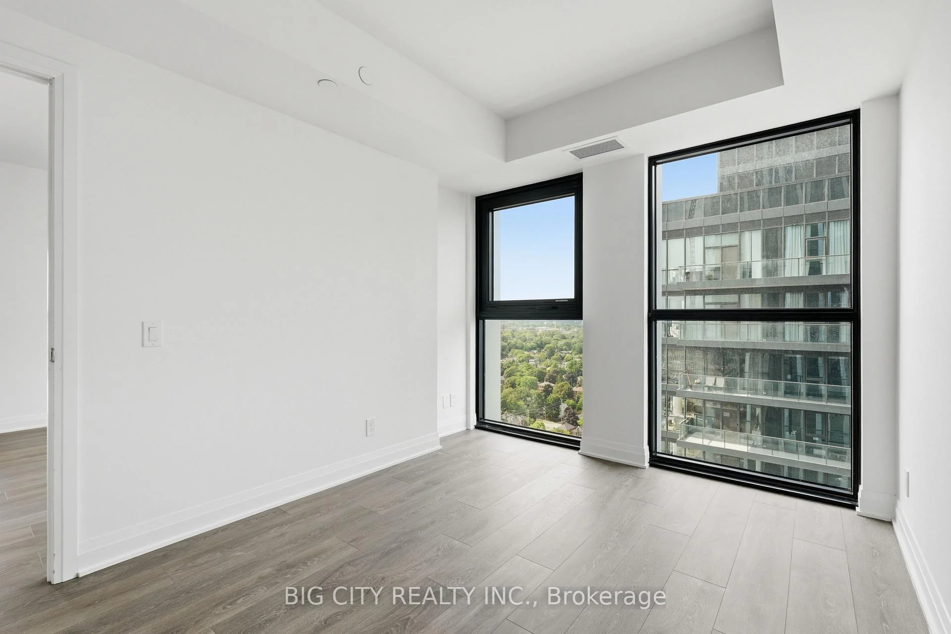 Photo 17 of Unit 1810, 25 Frederick Todd Way, Toronto, Thorncliffe Park — HOMEH