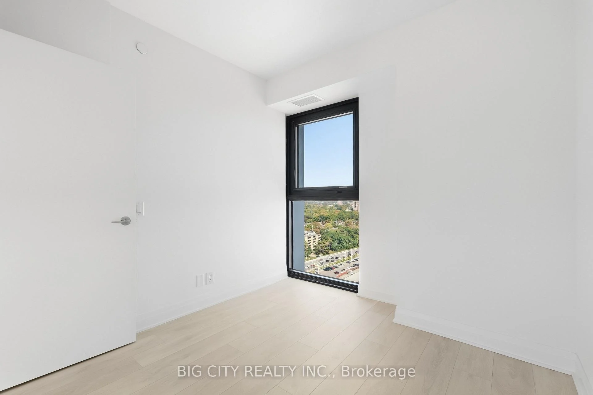Photo 34 of Unit 1810, 25 Frederick Todd Way, Toronto, Thorncliffe Park — HOMEH