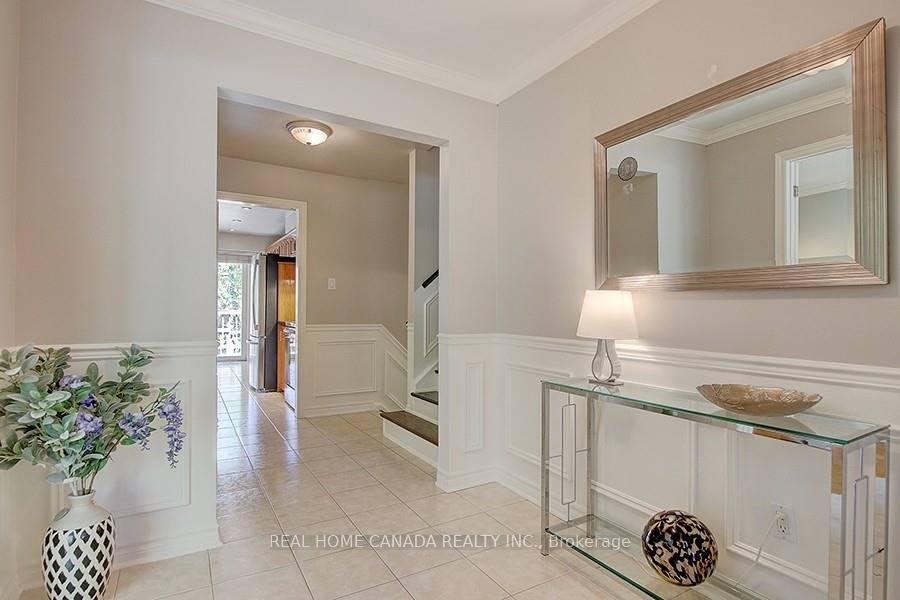 Photo 6 of 2197 Dunedin Road, Oakville, Ford — HOMEH