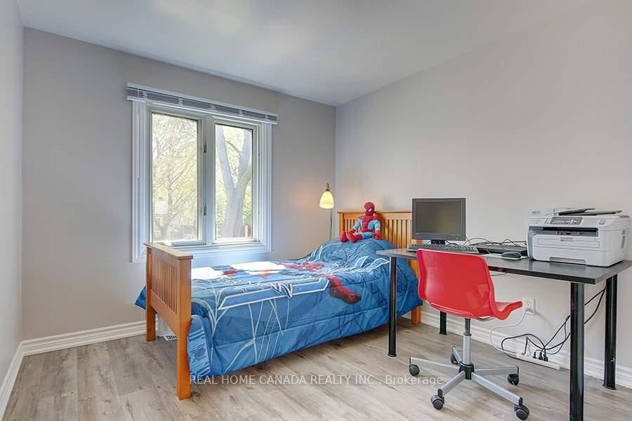 Photo 16 of 2197 Dunedin Road, Oakville, Ford — HOMEH