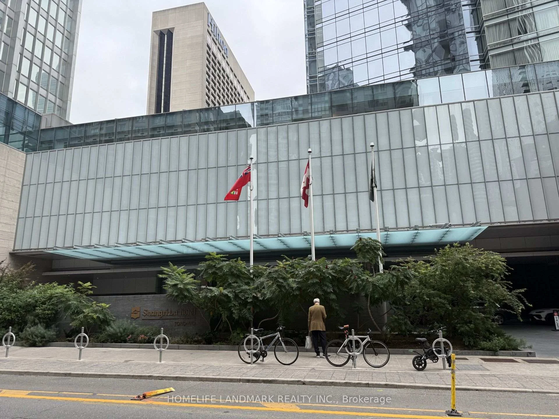 Photo 27 of Unit 3303, 126 Simcoe Street, Toronto, Waterfront Communities — HOMEH