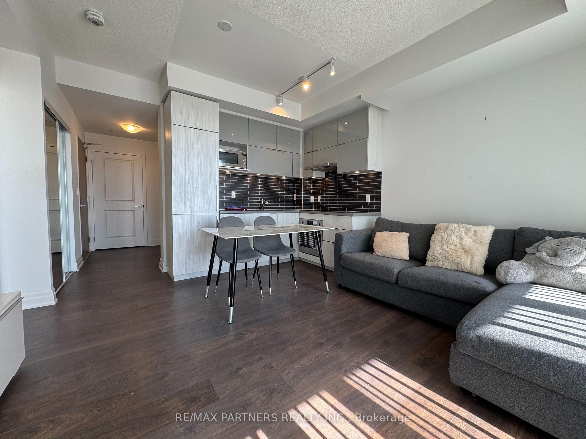 Photo 7 of Unit 1313a, 10 rouge valley Drive W, Markham, Unionville — HOMEH