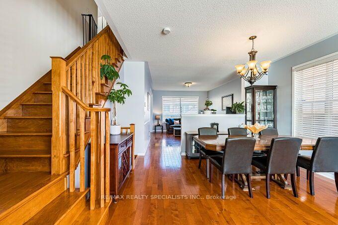 Photo 9 of 154 Valleyway Drive, Brampton, Credit Valley — HOMEH