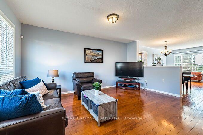 Photo 14 of 154 Valleyway Drive, Brampton, Credit Valley — HOMEH