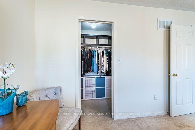 Photo 33 of 154 Valleyway Drive, Brampton, Credit Valley — HOMEH