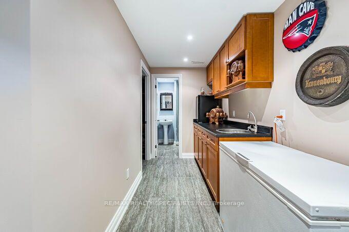Photo 40 of 154 Valleyway Drive, Brampton, Credit Valley — HOMEH