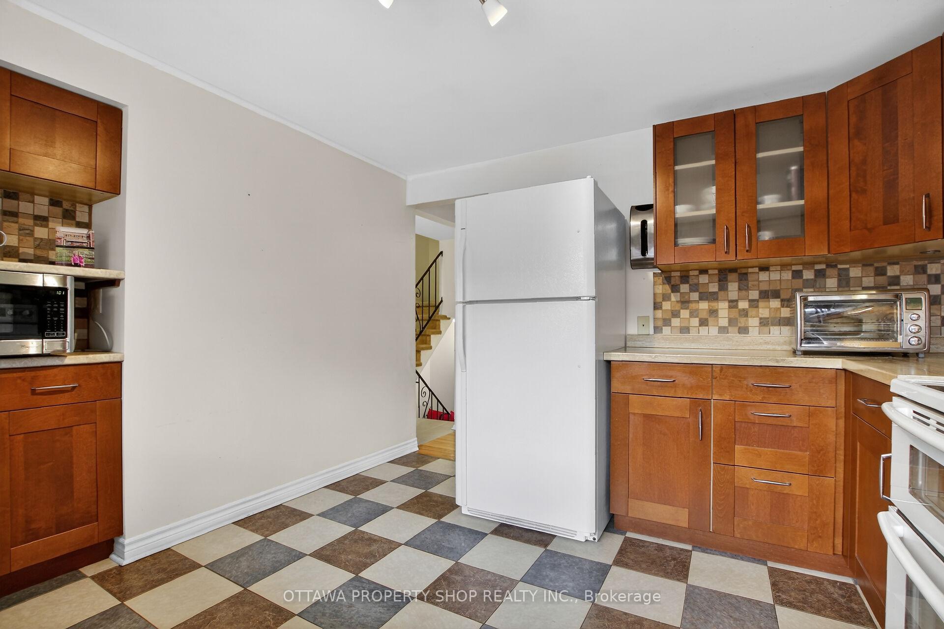 Photo 9 of Unit 30, 2 Bertona Street, Ottawa, Manordale — HOMEH
