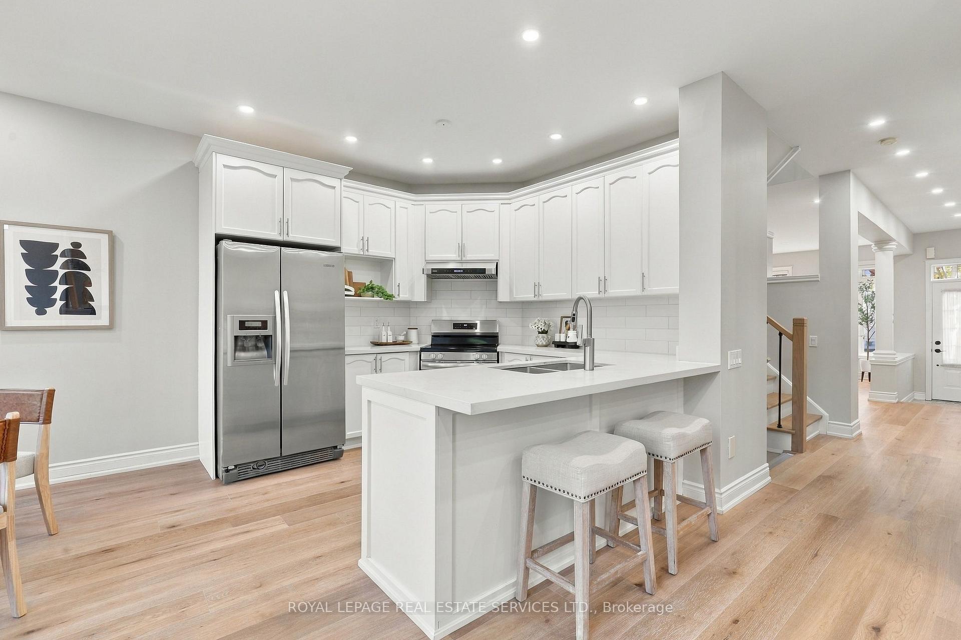 Photo 11 of 3396 Hayhurst Crescent, Oakville, Bronte — HOMEH
