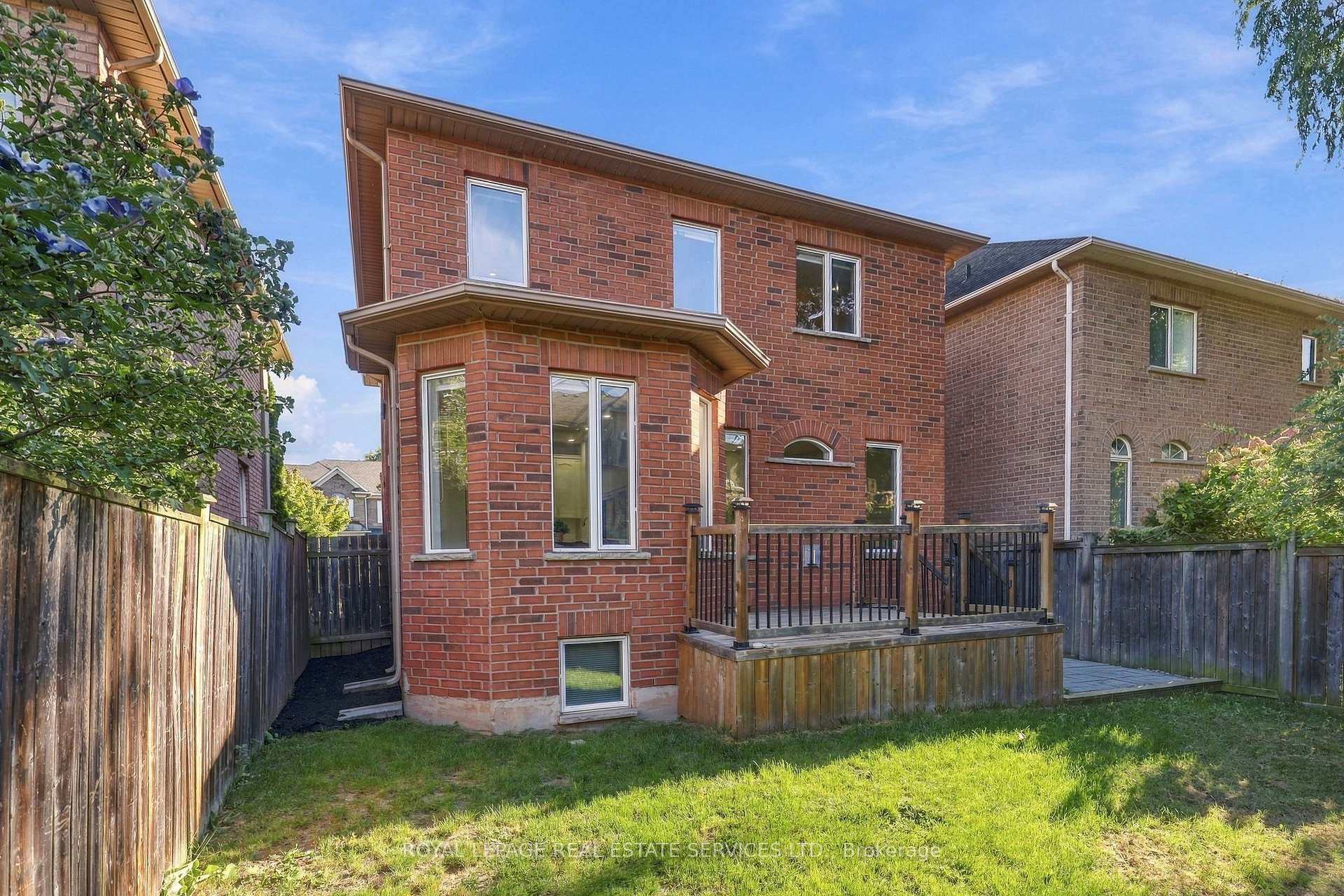 Photo 26 of 3396 Hayhurst Crescent, Oakville, Bronte — HOMEH